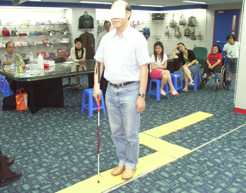 棠哥邏輯地慢踏，步步為營。