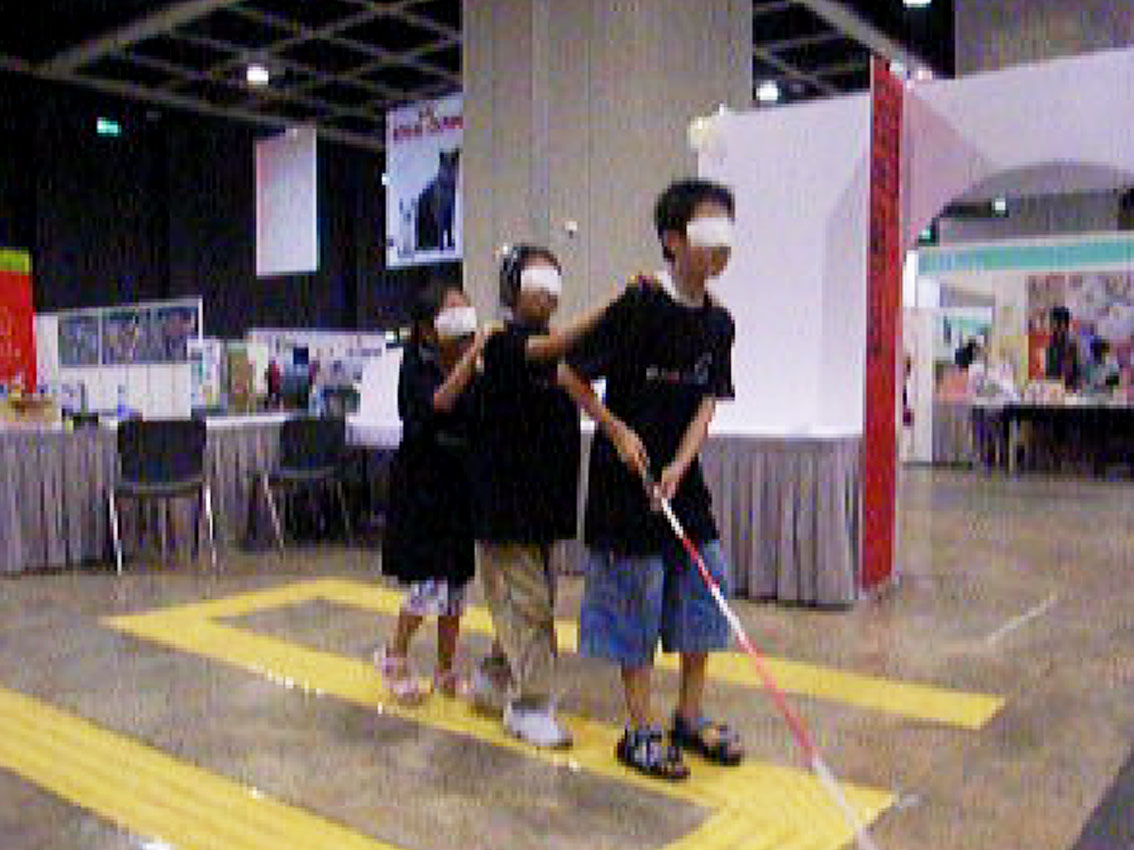 小貓迷自創新玩法，3個視障者「心路漫遊」。