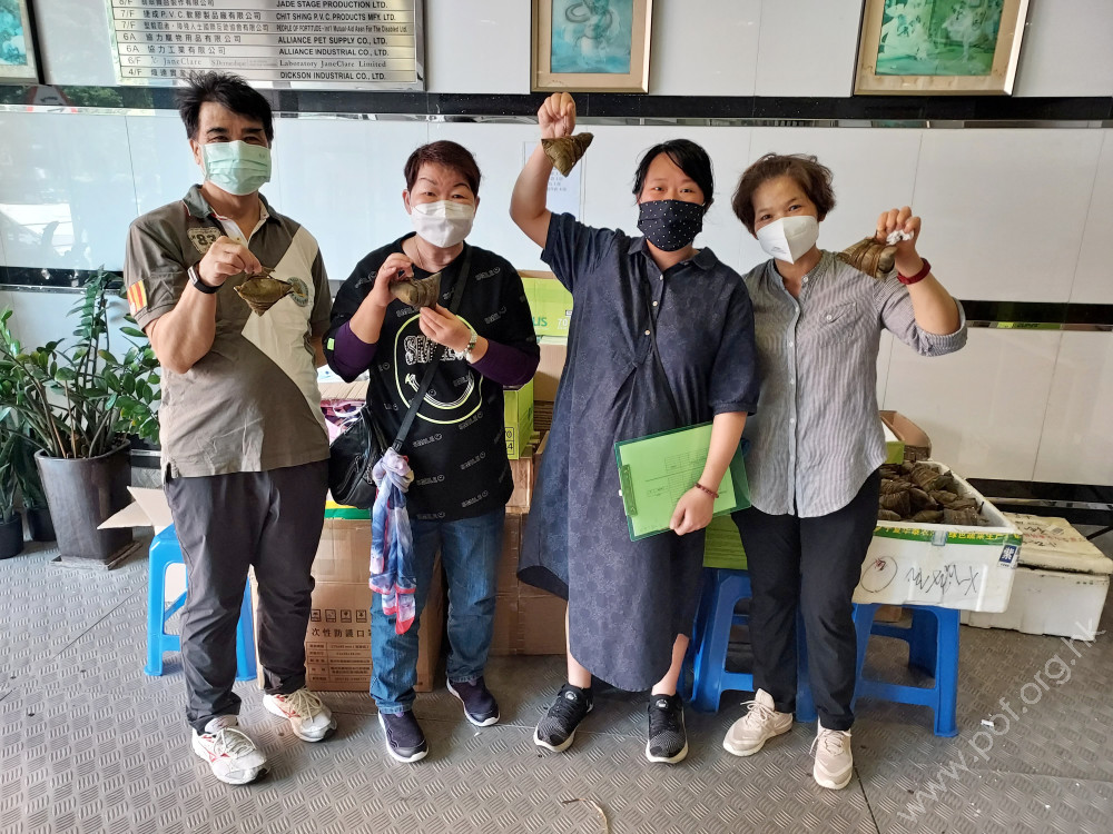 義工與職員合照