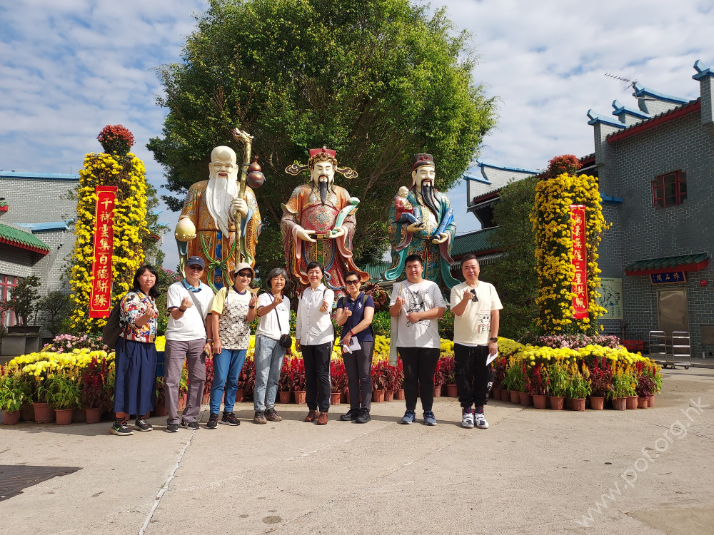 義工同職員合照